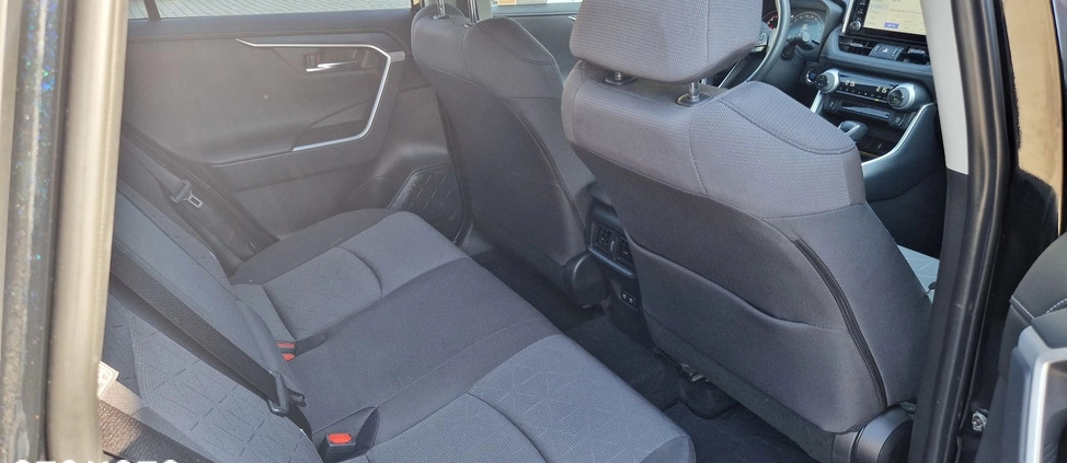 Toyota RAV4 cena 138900 przebieg: 60359, rok produkcji 2021 z Przedecz małe 301